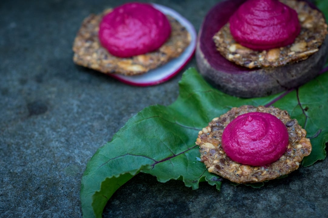 Beetroot Hummus snacks